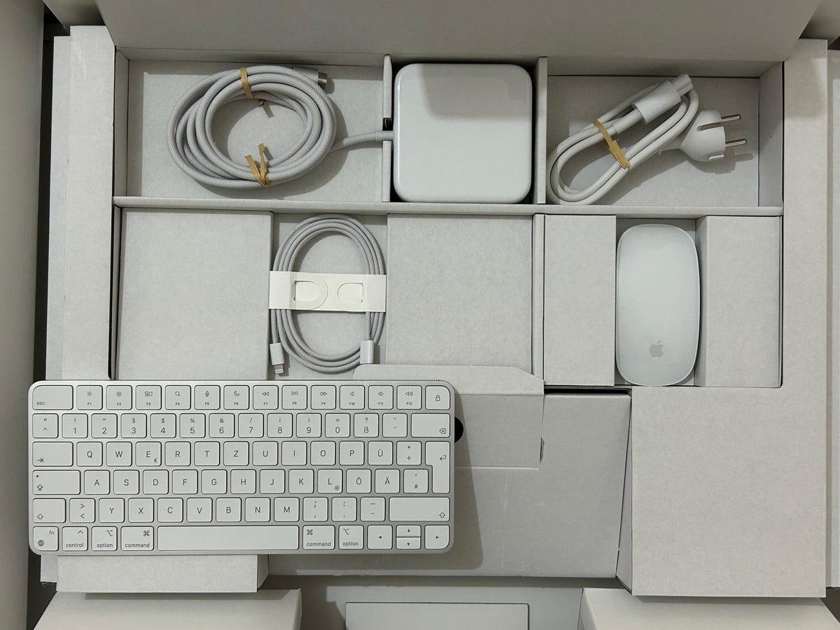 iMac (Mid 2021) [24", Apple M1 8 Core CPU, 8GB RAM, 256GB SSD, Apple 8 Core, macOS] Argento