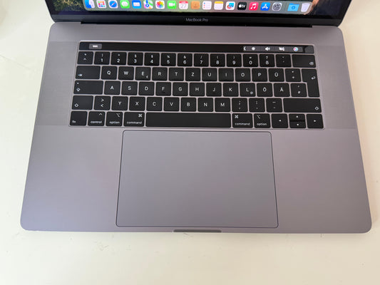 MacBook Pro (2019) [15,4", Touch Bar, Intel Core i9 2,3GHz, 32GB RAM, 1TB SSD, Intel UHD Graphics 630 + AMD Radeon Pro 560X, macOS] grigio