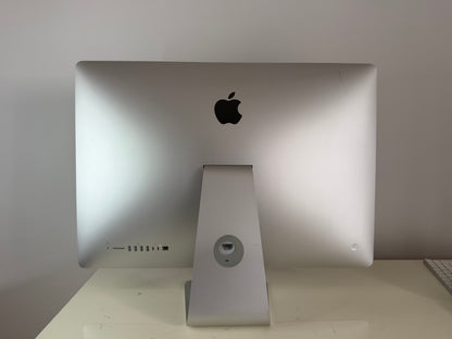 iMac (2019) [27", 5K, Retina, Intel Core i5 3,0GHz, 64GB RAM, 1TB Fusion Drive, AMD Radeon Pro 570X, macOS] argento