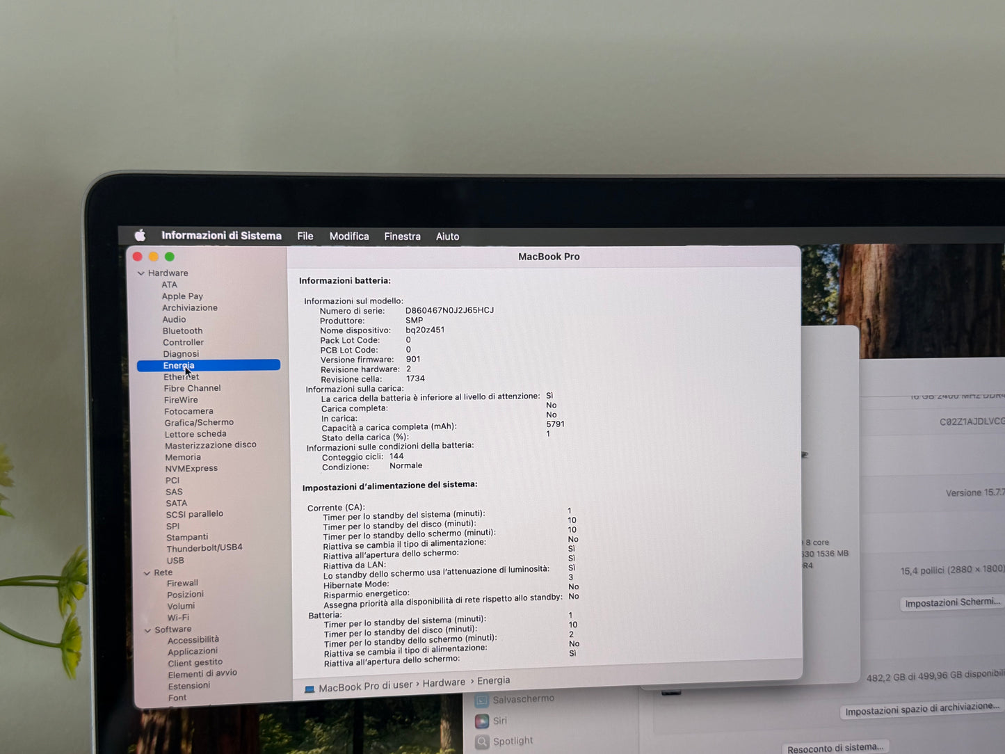 MacBook Pro (2019) [15,4", Touch Bar, Intel Core i9 2,3GHz, 16GB RAM, 512GB SSD, AMD Radeon Pro 560X, Mac OS X] Grigio