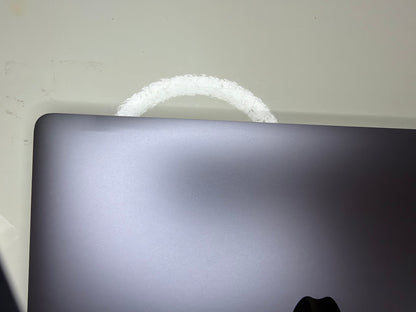 MacBook Pro (2019) [15,4", Touch Bar, Intel Core i9 2,3GHz, 16GB RAM, 512GB SSD, AMD Radeon Pro 560X, Mac OS X] Grigio