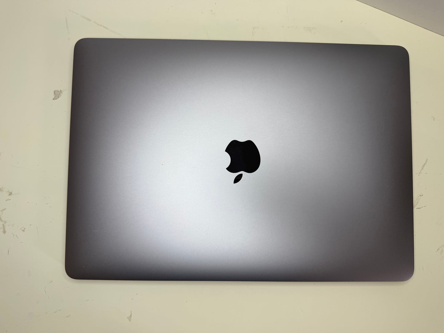 MacBook Pro (2019) [13,3", Touch Bar, Intel Core i5 1,4GHz, 8GB RAM, 256GB SSD, Intel Iris Plus Graphics 645, Mac OS X] grigio