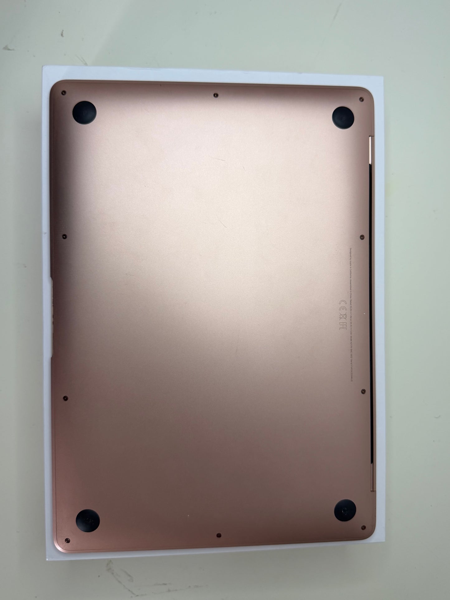 MacBook Air (Mid 2020) [13,3", Retina, Intel Core i5 1,1GHz, 8GB RAM, 256GB SSD, Intel Iris Plus Graphics, macOS] Oro Rosa