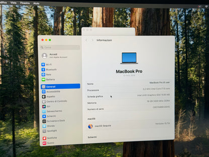 MacBook Pro (2018) [15,4", Touch Bar, Intel Core i7 2,2GHz, 16GB RAM, 512GB SSD, AMD Radeon Pro 555X, macOS] grigio