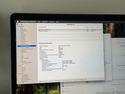 MacBook Pro (2018) [15,4", Touch Bar, Intel Core i7 2,2GHz, 16GB RAM, 512GB SSD, AMD Radeon Pro 555X, macOS] grigio
