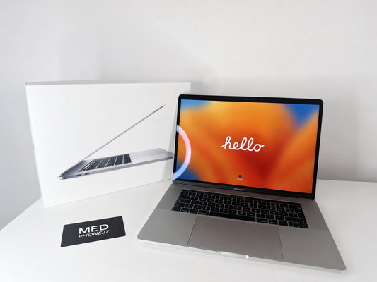 MacBook Pro (Mid 2017) [15,4", Touch Bar, Intel Core i7 2,8GHz, 16GB RAM, 256GB SSD, Intel HD Graphics 630 + AMD Radeon Pro 555, macOS] argento